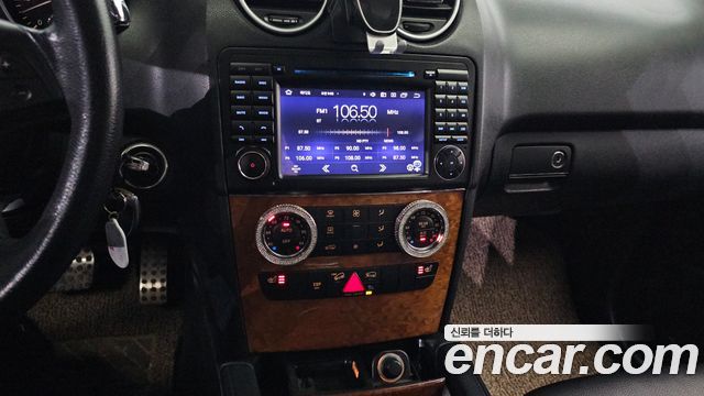 Mercedes-Benz M-class 2006 — photo 17