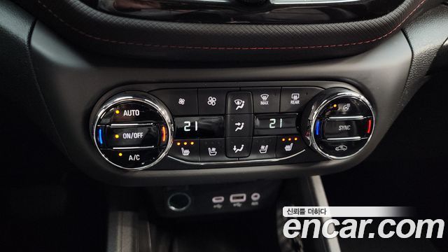 Chevrolet Korea Trailblazer 2021 — photo 16