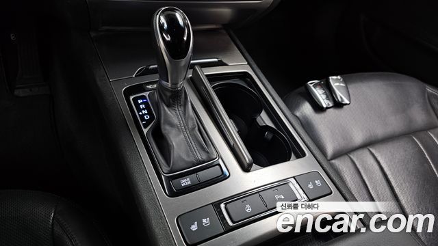Hyundai Genesis 2014 — photo 9