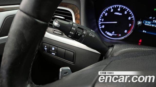 Hyundai Genesis 2014 — photo 14