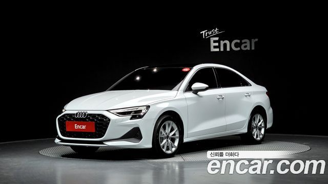 Audi A3 2025 — photo 1