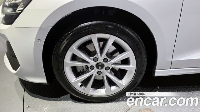 Audi A3 2025 — photo 5