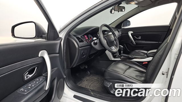 Renault Korea SM5  2017 — photo 10