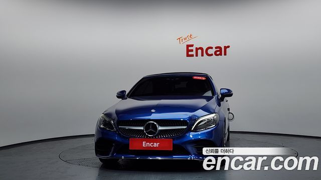 Mercedes-Benz C-Class 2022 — photo 3