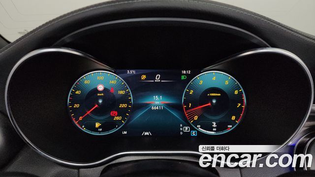 Mercedes-Benz C-Class 2022 — photo 8