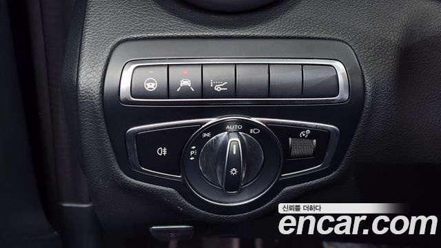 Mercedes-Benz C-Class 2022 — photo 14