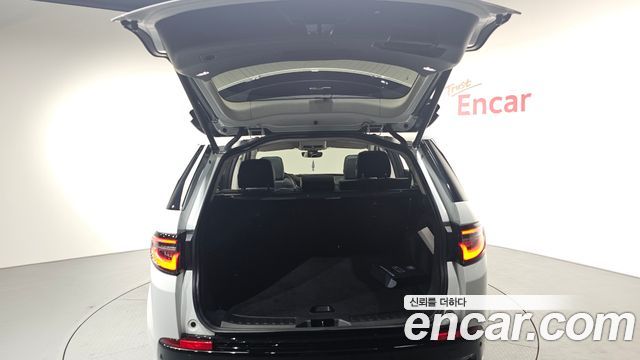 Land Rover Discovery Sport 2024 — photo 20