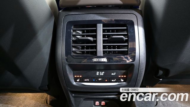 BMW X4M 2023 — photo 19