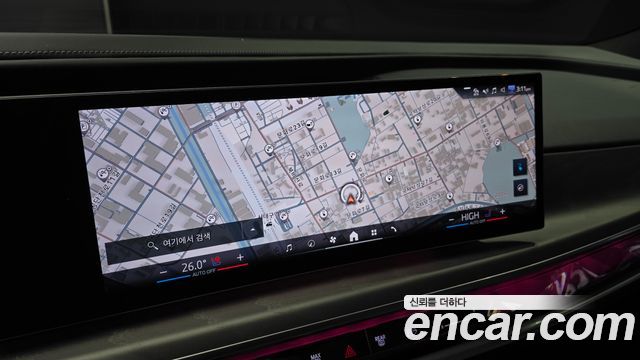 BMW i7 2023 — photo 14