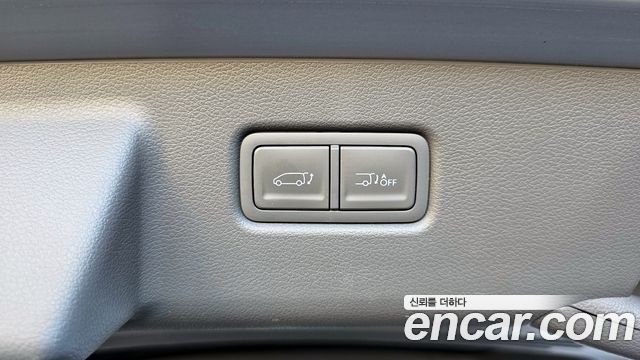 Hyundai Staria 2023 — photo 19