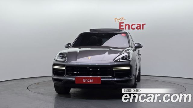 Porsche Cayenne 2021 — photo 3