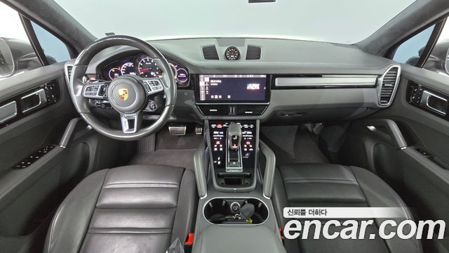 Porsche Cayenne 2021 — photo 7