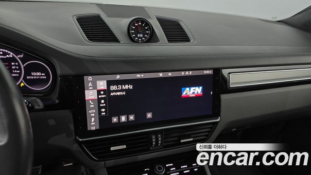 Porsche Cayenne 2021 — photo 14