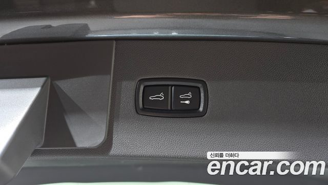 Porsche Cayenne 2021 — photo 20