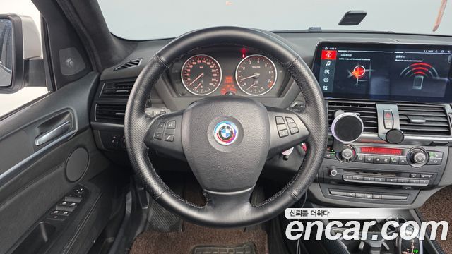 BMW X5 2008 — photo 14
