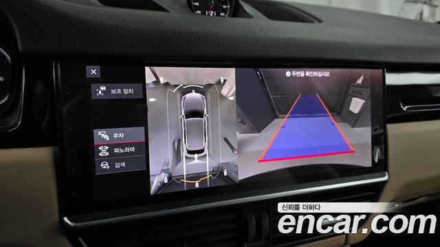 Porsche Cayenne 2021 — photo 15