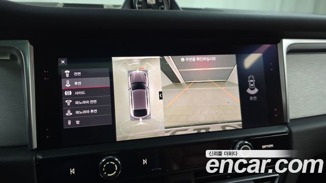 Porsche Macan 2023 — photo 15