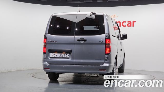 Hyundai Starex 2019 — photo 4