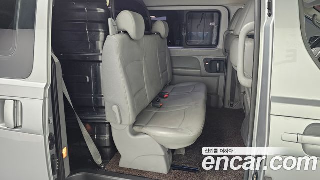 Hyundai Starex 2019 — photo 12