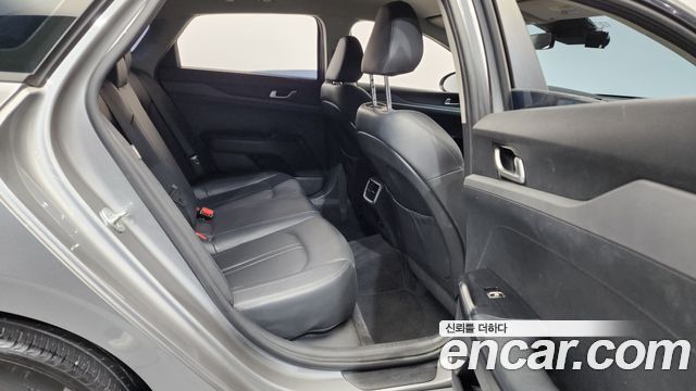 Kia K5 2021 — photo 12