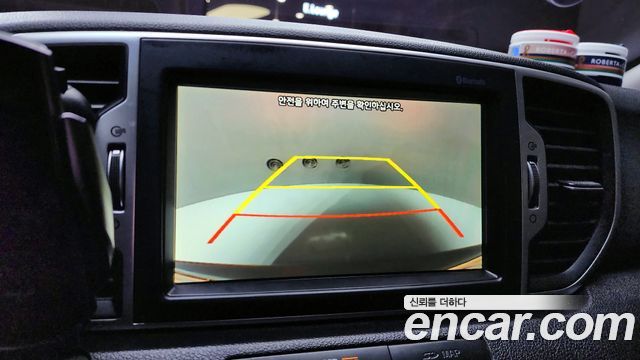Kia Sportage 2018 — photo 16
