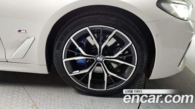 BMW 5-Series 2022 — photo 5