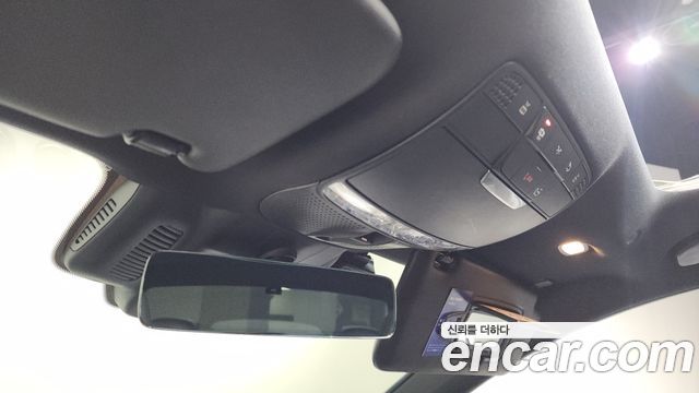 Mercedes-Benz E-Class 2021 — photo 17