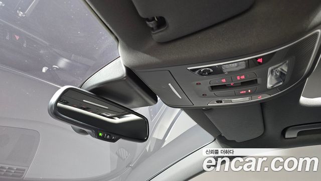 Audi A6 2017 — photo 16