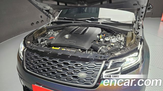 Land Rover Range Rover Velar 2021 — photo 6