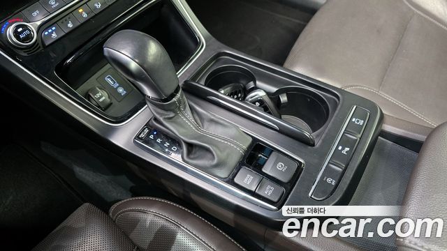 Hyundai Grandeur 2018 — photo 9