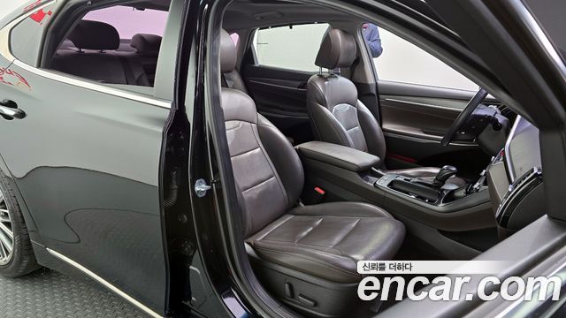 Hyundai Grandeur 2018 — photo 12