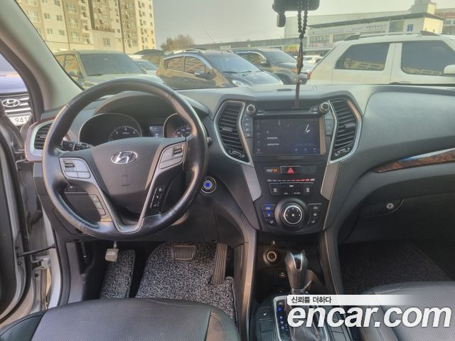 Hyundai Santafe 2016 — photo 7