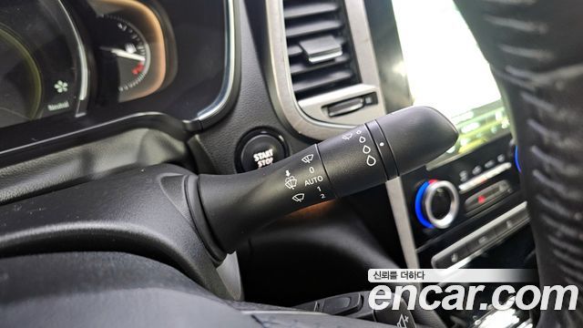 Renault Korea SM6 2016 — photo 17