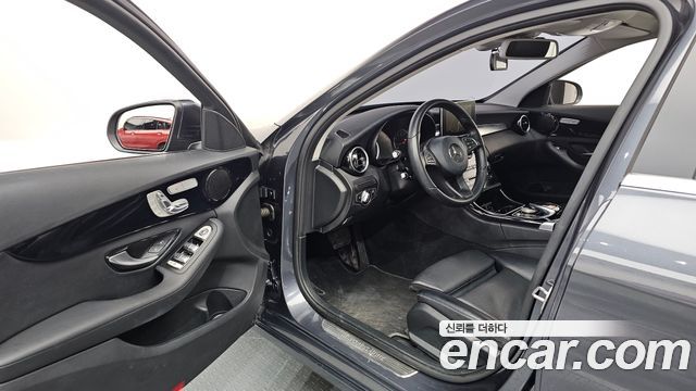 Mercedes-Benz C-Class 2016 — photo 10