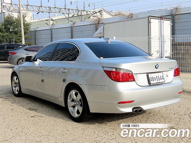 BMW 5-Series 2004 — photo 3