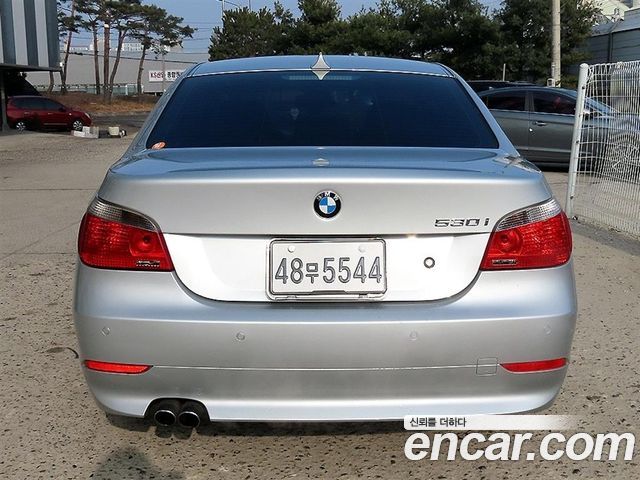 BMW 5-Series 2004 — photo 4
