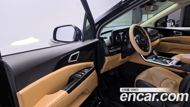 Kia Canival 2021 — photo 11