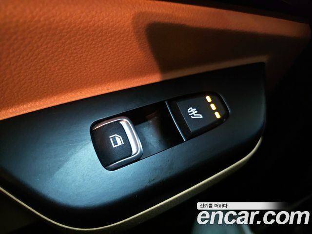 Kia Canival 2021 — photo 19