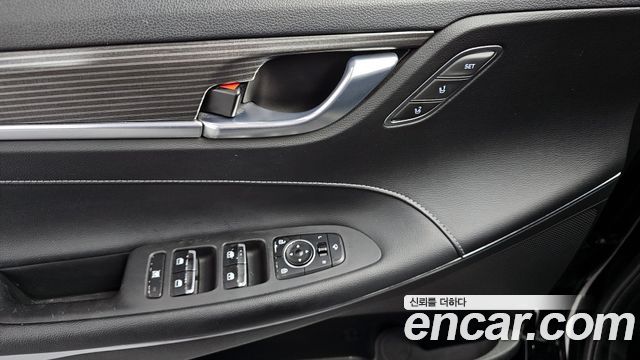 Hyundai Grandeur 2019 — photo 18