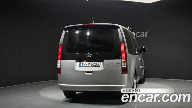 Hyundai Staria 2024 — photo 4