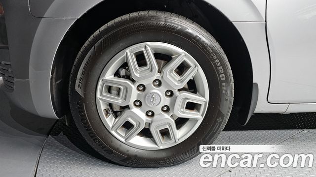 Hyundai Staria 2024 — photo 5