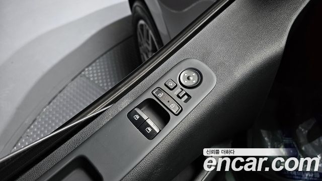 Hyundai Staria 2024 — photo 13