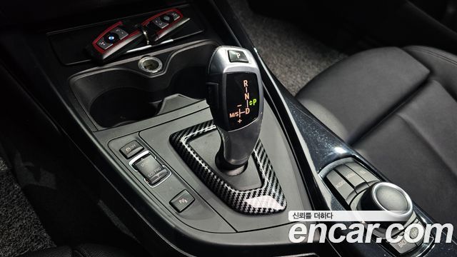 BMW 1-Series 2015 — photo 9