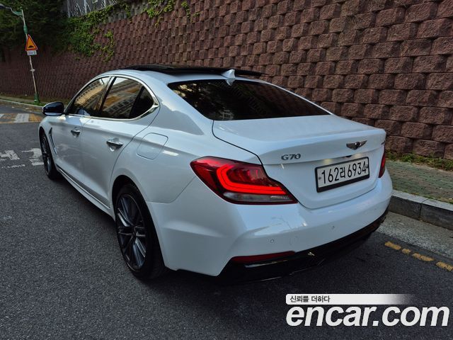 Genesis G70 2018 — photo 5