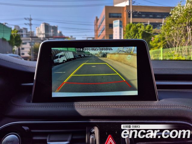 Genesis G70 2018 — photo 10