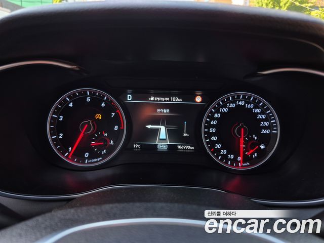 Genesis G70 2018 — photo 11