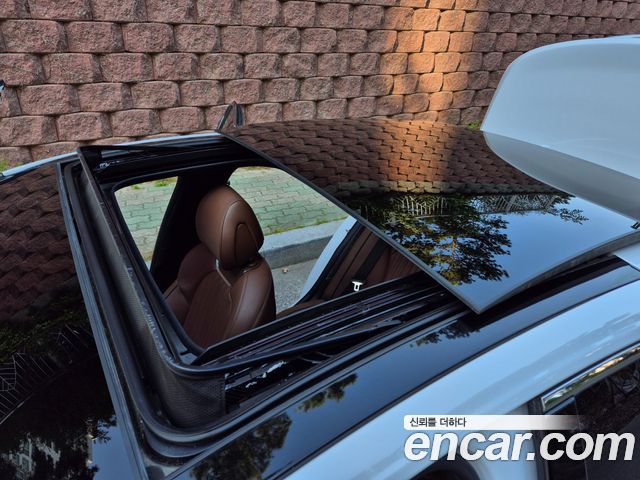 Genesis G70 2018 — photo 12