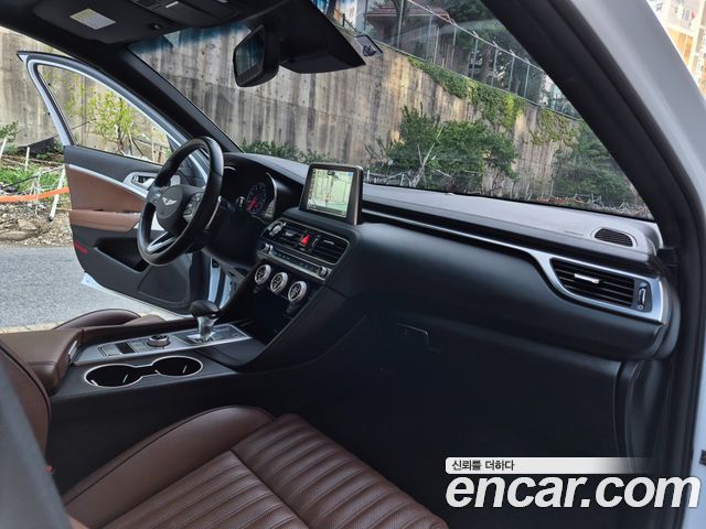 Genesis G70 2018 — photo 14