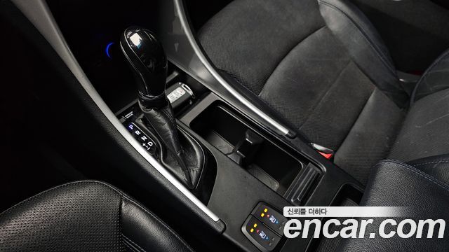 Hyundai Sonata 2012 — photo 9