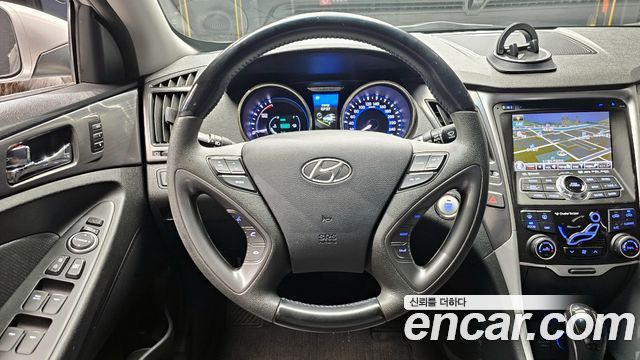 Hyundai Sonata 2012 — photo 13